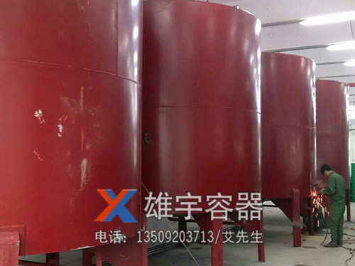 立式儲(chǔ)油罐