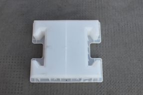 塑料連鎖磚模具的重量是決定它質(zhì)量好壞的主要因素嗎？